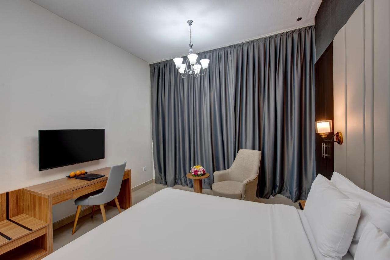 Royal Regency Suites Marina Dubai Exteriör bild