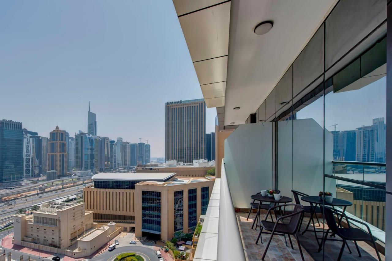Royal Regency Suites Marina Dubai Exteriör bild
