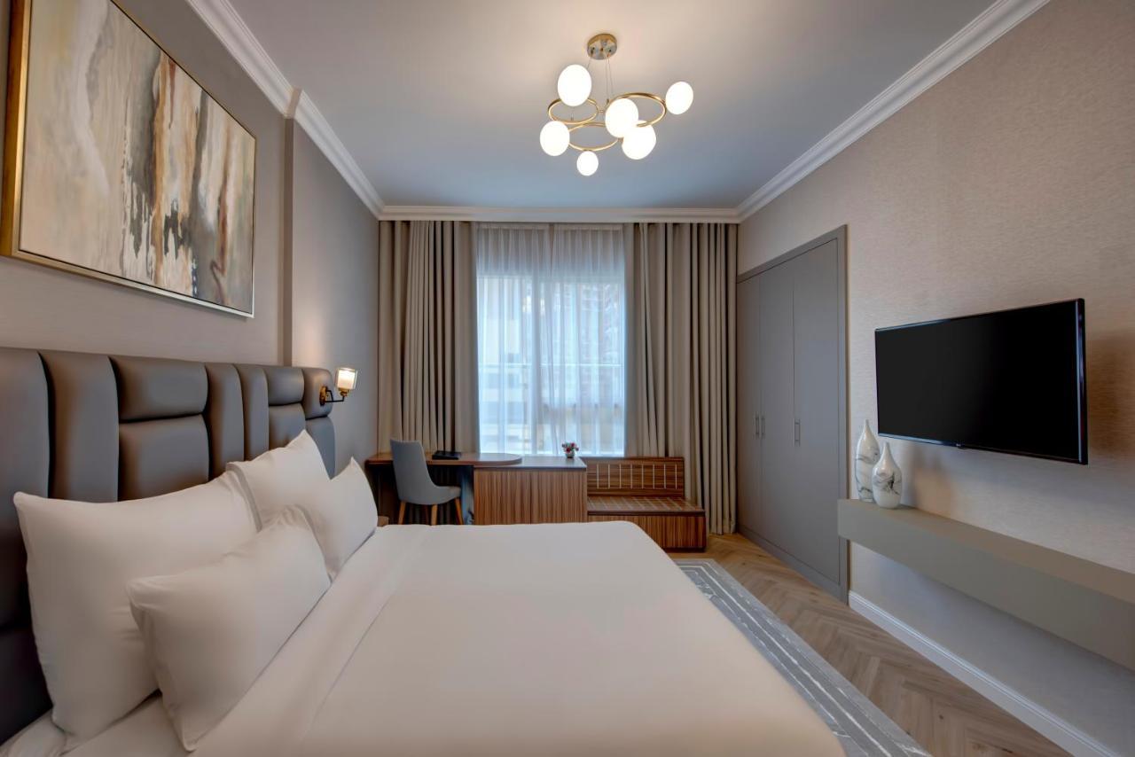 Royal Regency Suites Marina Dubai Exteriör bild