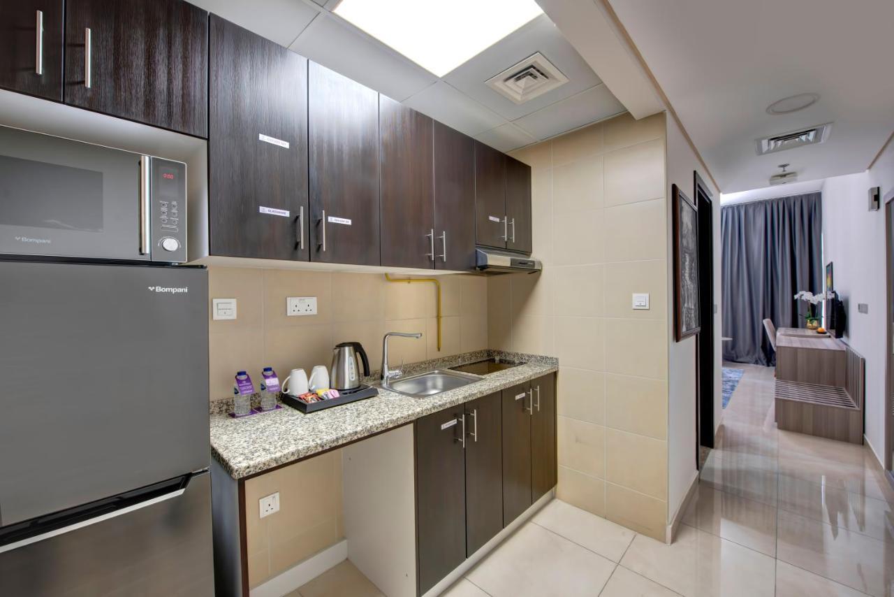 Royal Regency Suites Marina Dubai Exteriör bild