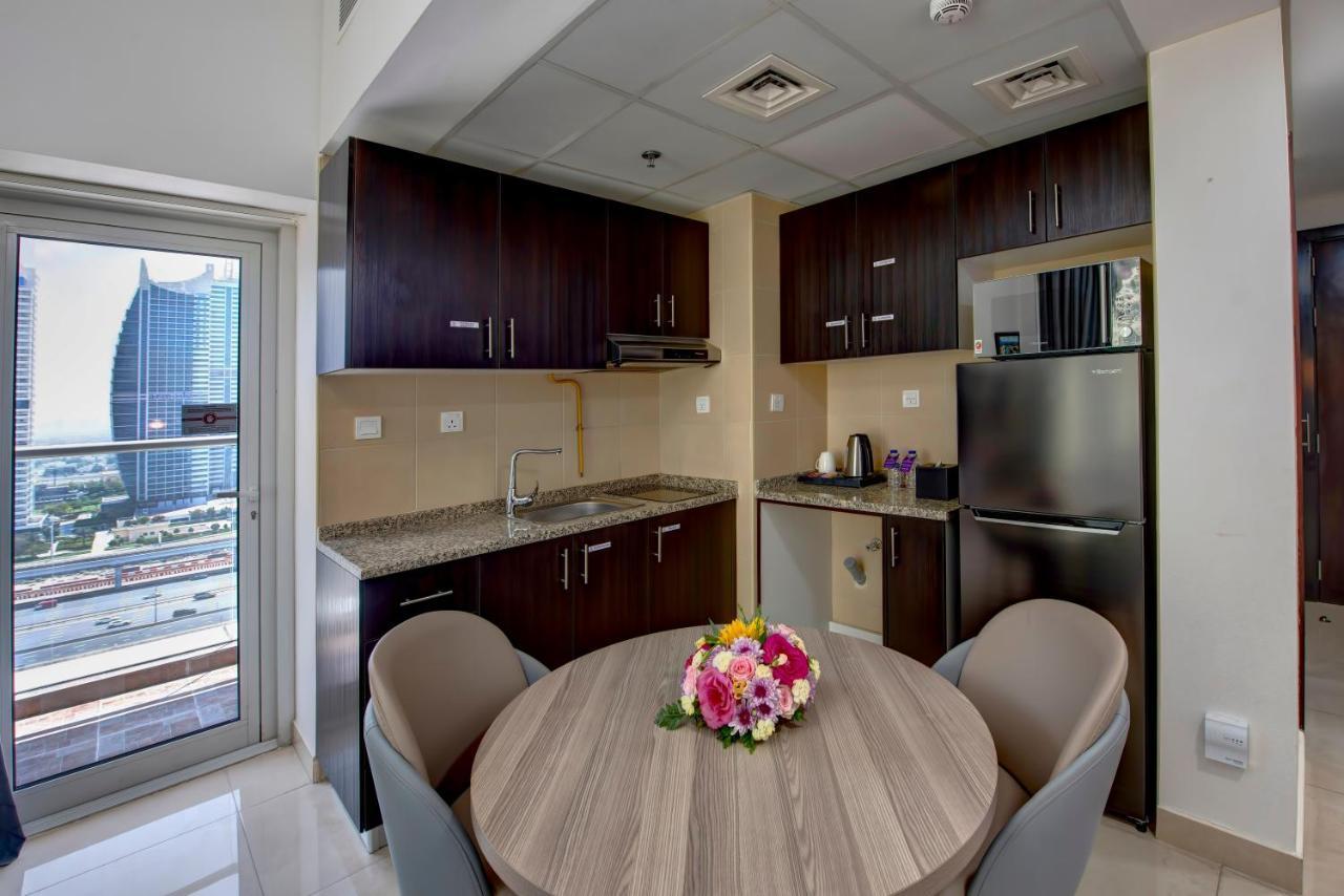 Royal Regency Suites Marina Dubai Exteriör bild