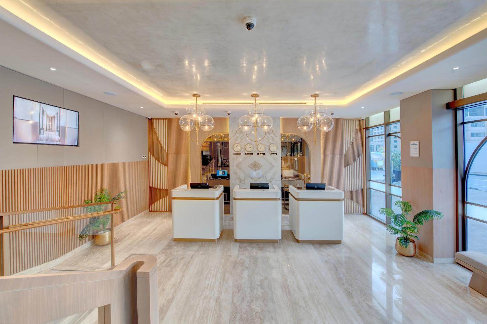 Royal Regency Suites Marina Dubai Exteriör bild